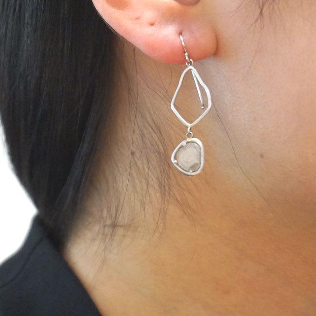 Shaesby スタッドピアス K14 スライスダイヤモンド Shaesby スタッドピアス K14 スライスダイヤモンド