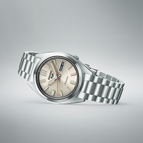 セイコー　ダイバー　ファイブ　スポーツ　新品 Seiko 5 Sports セイコー SEIKO ファイブスポーツ 5スポーツ SNXS