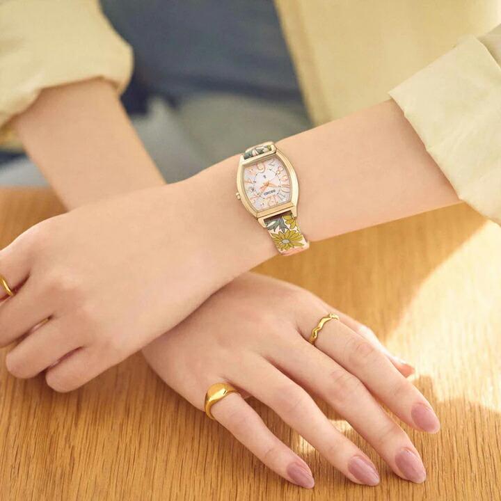 ボーナスストア＋10% Happy Collection Made With Liberty Fabric Limited Editionセイコー ルキア チタンケース ソーラー電波 替えバンド付き正規品 SSQW104の画像
