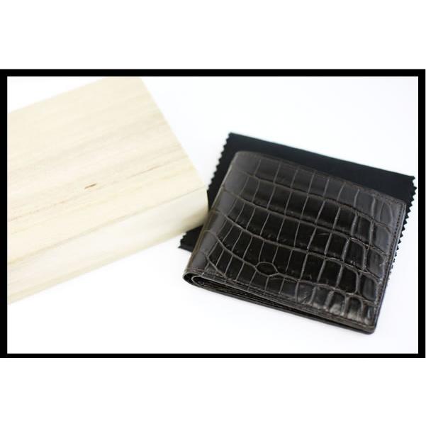 イコー質店　マット　クロコダイル　★未使用・保管品　カードポケット付　二つ折り札入れ　ダークブラウン　プレゼント最適　RY6918 |  | 01