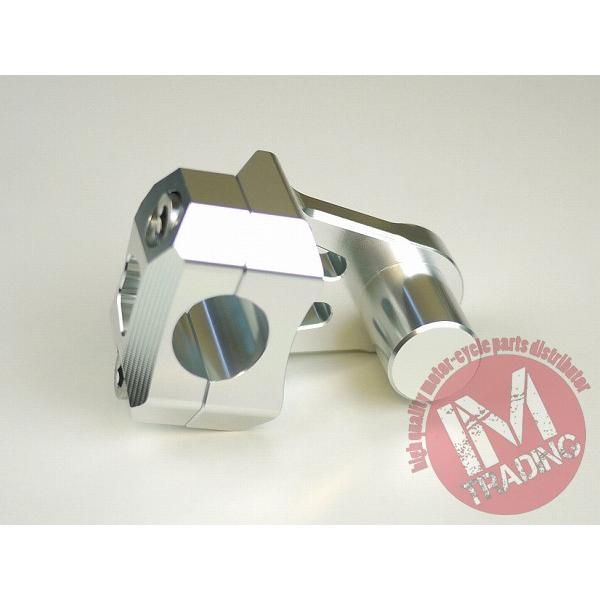 バーマウント可変ライザー 銀 アップハンキット 22.2mmハンドル用GSR250Fバンバン200 スカイウェイブ GSR400 インパルス GSX1400 GS1200SS