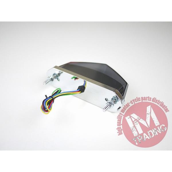 ホンダ（HONDA） ウインカー付きLEDアローテールランプ スモークレンズ