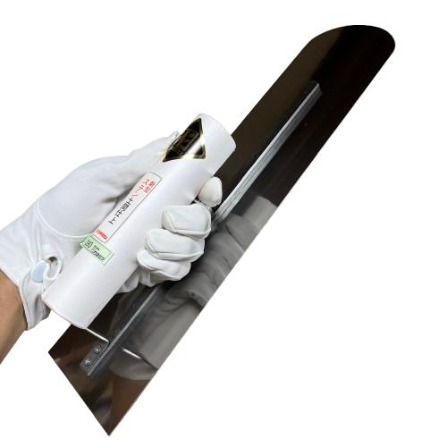 カネミツ 土間仕上鏝 390mm 0.7mm厚 ステンレス 楽々グリップ仕様