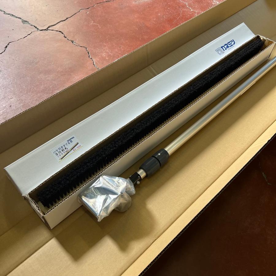 カネミツ ハケ引きすぐる君II 3行 900mm 刷毛付 土間ブラシ 刷毛 1.2〜2.2m ハケ引きすぐる君2 伸縮柄 角度自在型 刷毛付の画像