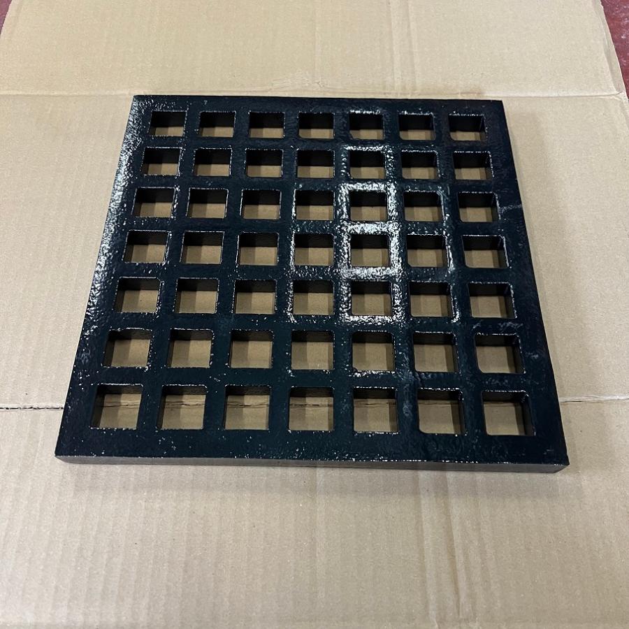 鋳鉄製格子蓋 300×300×20mm 歩道用 正方形 300mm角 20mm厚 KB-300-20  