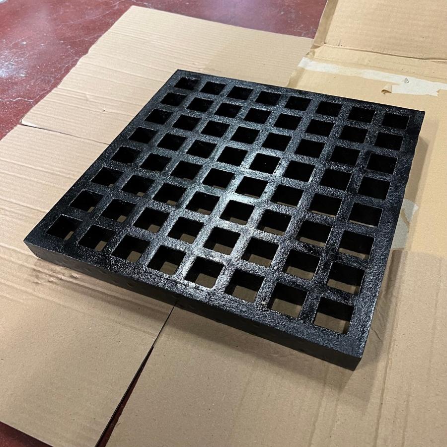 Amazon | カネソウ 鋳鉄製みぞ蓋 集水桝用 格子型 受枠なし 歩行