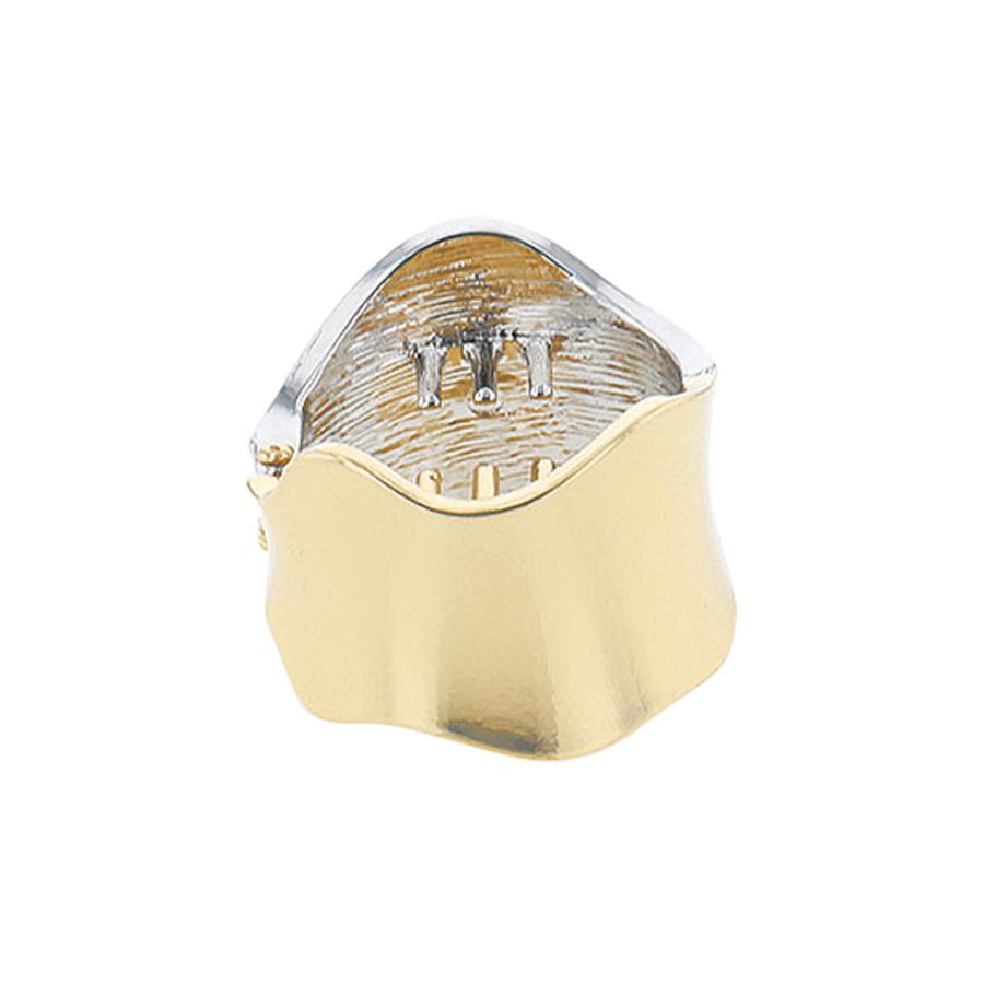 ヘイリー愛用◇TOTEME◇ T-Lock ポニーヘアクラッチ