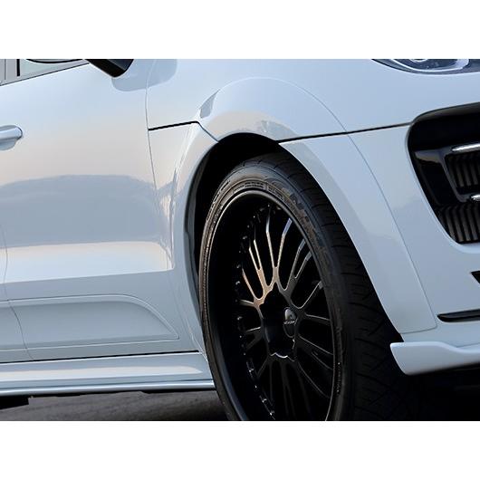 ポルシェ マカン・ターボ スポーツライン ブラックレーベル オーバー