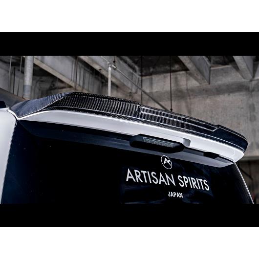 ランドクルーザー300系 ZX スポーツライン ブラックレーベル リア