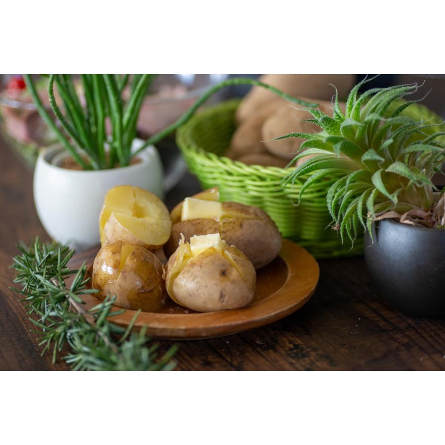 じゃがいも 北海道産 男爵芋 越冬品 10kg 約150gサイズ 野菜 ジャガイモ |  | 01