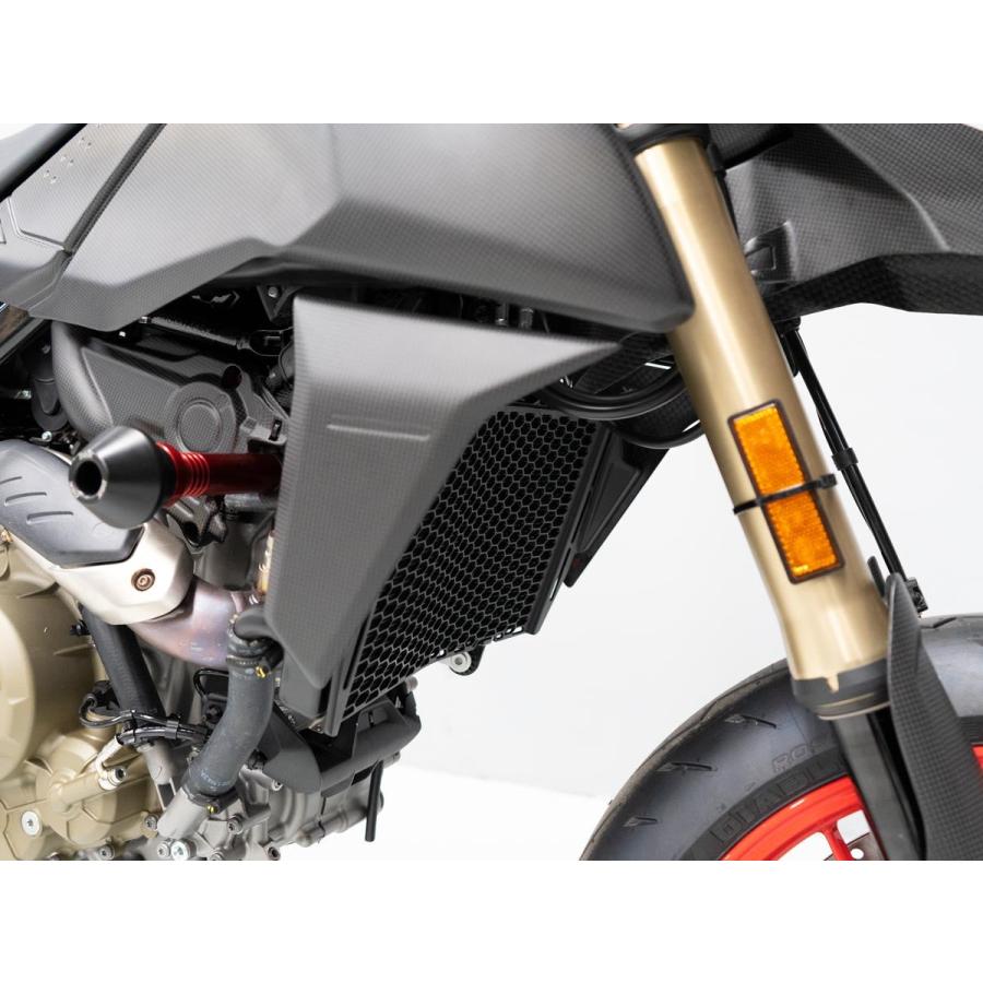 【正規輸入代理店】DUCABIKE (DBK) - ドライカーボン ラジエーターカバー(艶なし) HYPERMOTARD 698 MONO / RVE_4