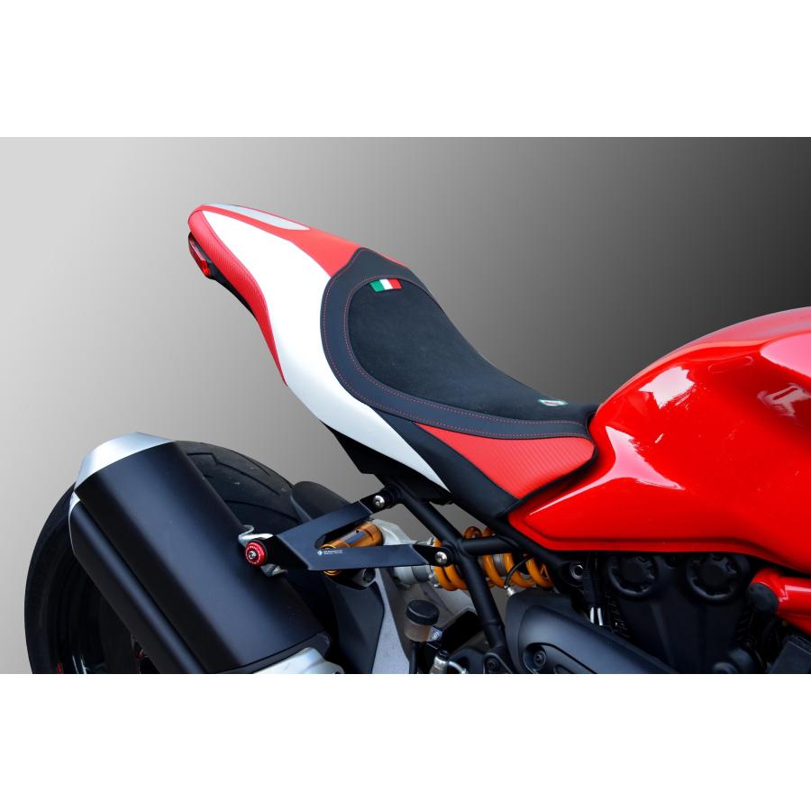 【正規輸入代理店】DUCABIKE (DBK) - 純正シート用カバー MONSTER 821 '18-21 / 1200 / S '17-21 ブラック / レッド_3