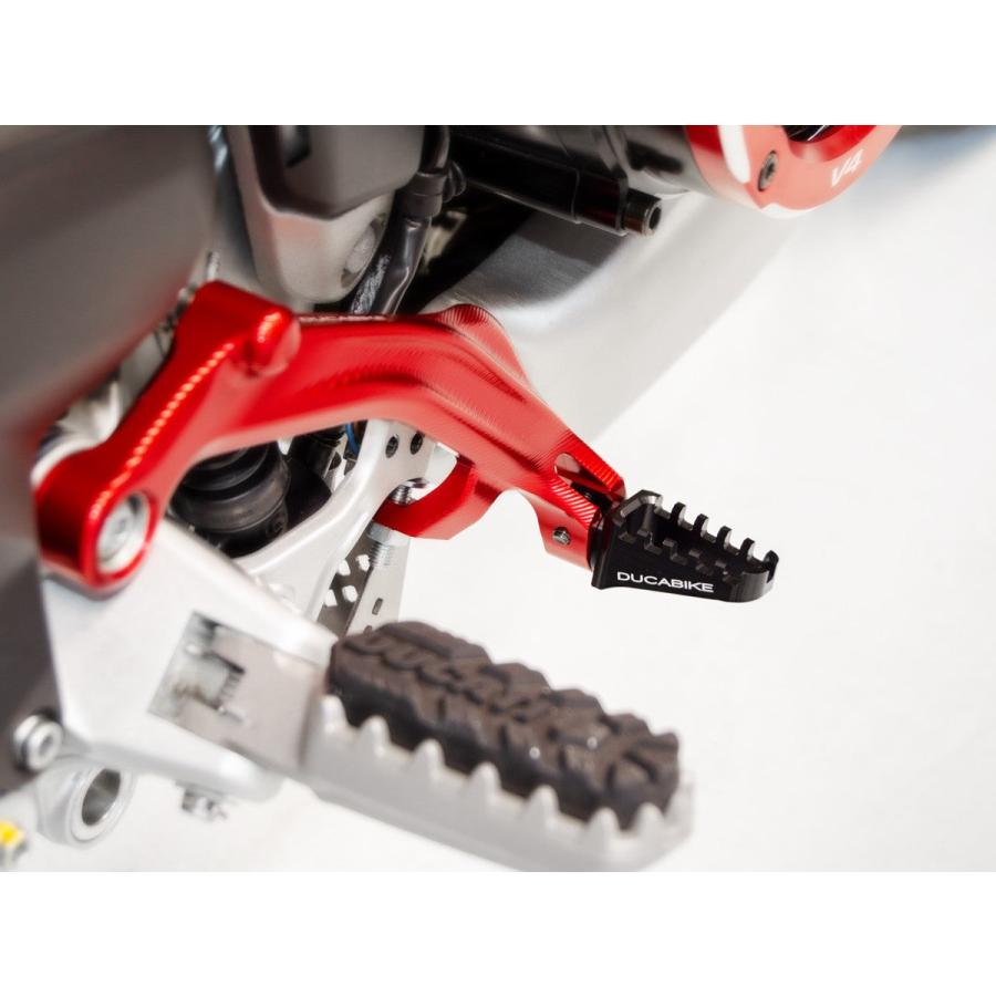 【正規輸入代理店】DUCABIKE (DBK) 製 ブレーキペダル専用 ラリートゥーペグ (固定式) シルバーの画像