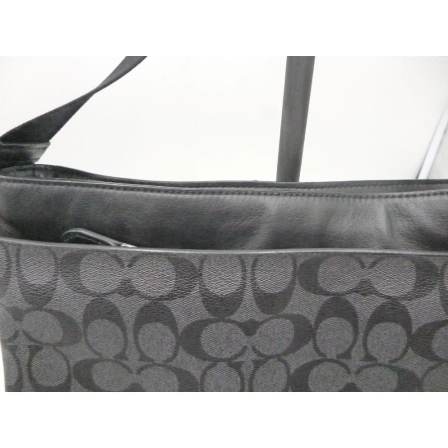 COACH コーチ チャールズ シグネチャー ショルダーバッグ 斜め掛けショルダー PVC レザー グレー ブラック メンズ F54791 | COACH | 01