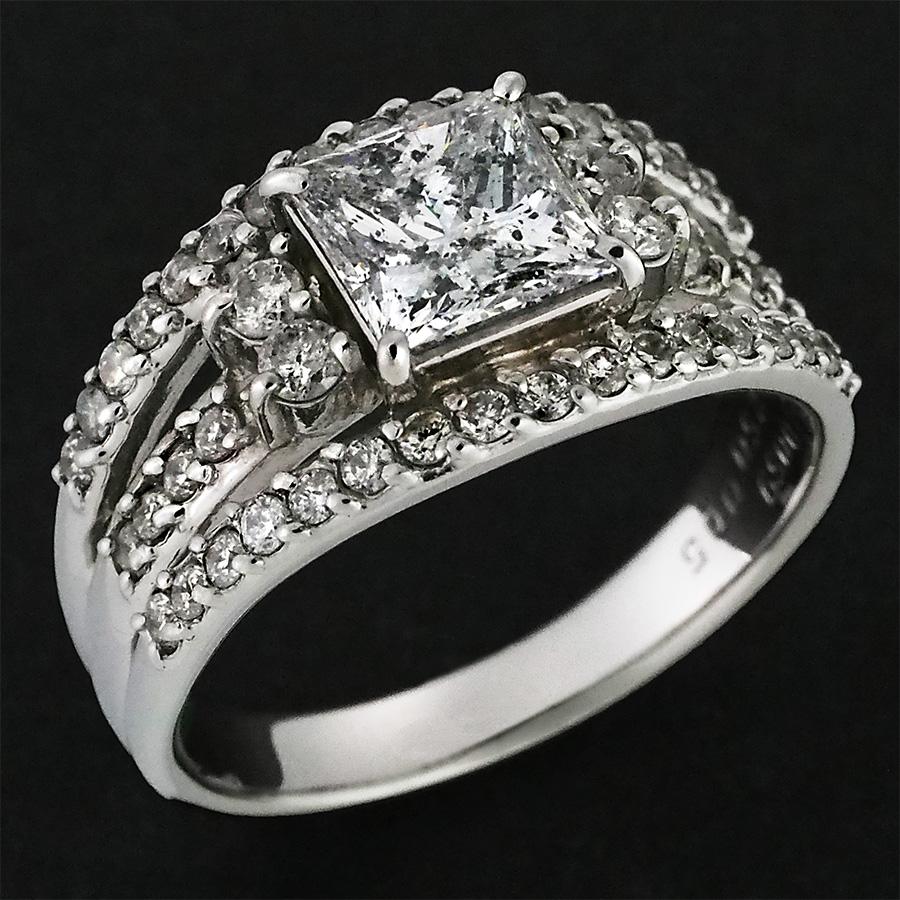ダイヤモンド/1.250ct ダイヤ/0.59ct ダイヤ/0.05ct デザイン リング