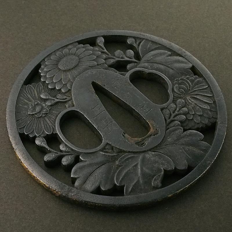鍔 鐔 刀装具 武具【在銘 越前住 記内作 稲穂透鐔】(特別貴重認定書付き) 鍔 銘 越前住記内作 鞍透鍔 (TU-031224)｜刀・日本刀の販売なら日本刀
