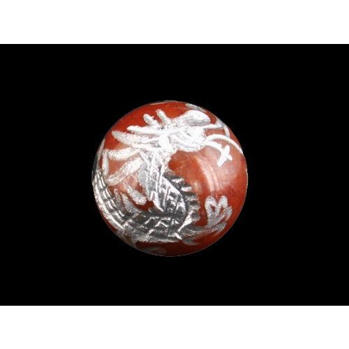 龍 龍紋メノウ手彫り玉・銀色入り 12mm 彫刻 一粒売りビーズ 天然石 