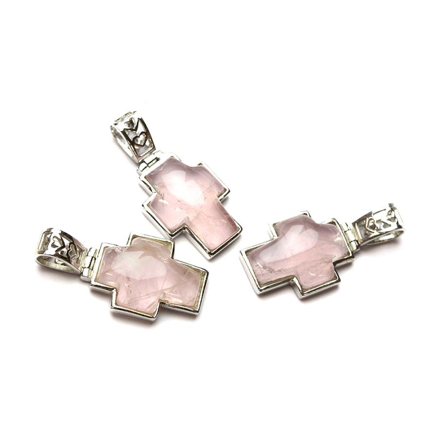 天然石ローズクォーツの 十字架型ペンダントトップ 天然石ローズクォーツの 十字架型ペンダントトップ