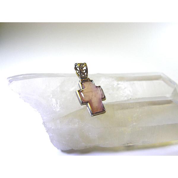 天然石ローズクォーツの 十字架型ペンダントトップ 天然石ローズクォーツの 十字架型ペンダントトップ