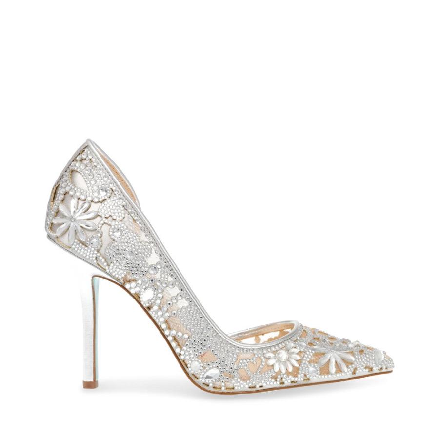 ベッツィ ジョンソン (Blue by Betsey Johnson) レディース パンプス 