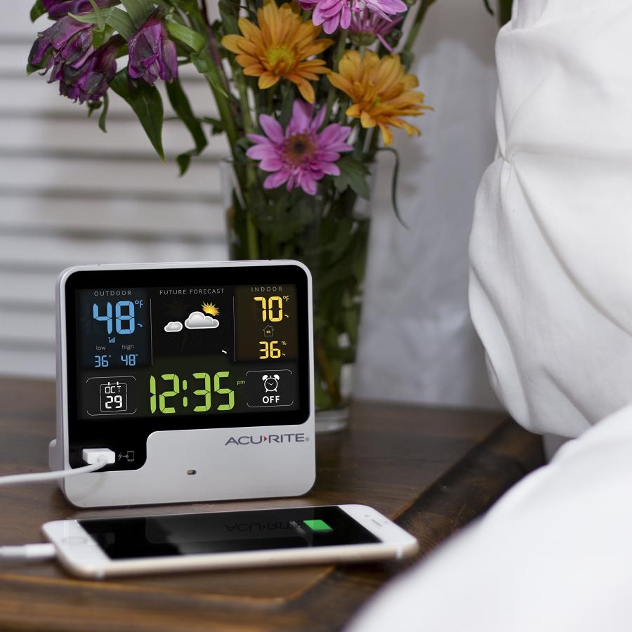 AcuRite 01129M Alarm Clock with USB Charger & Weather Station, B 並行輸入品 | ブランド登録なし | 03