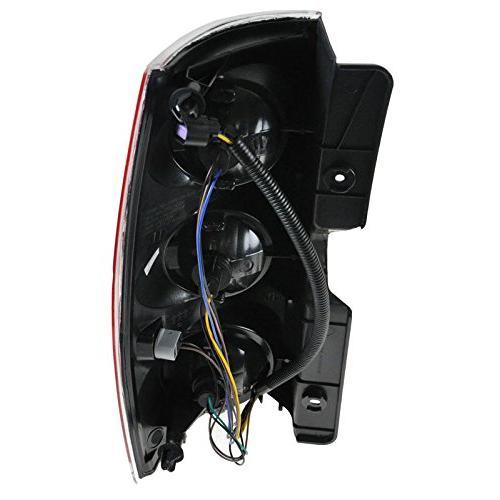 【並行輸入品】1A オートテールライト テールランプ ブレーキライト 助手席側右 07 12 GMC Yukon Denali 1A Autoの画像