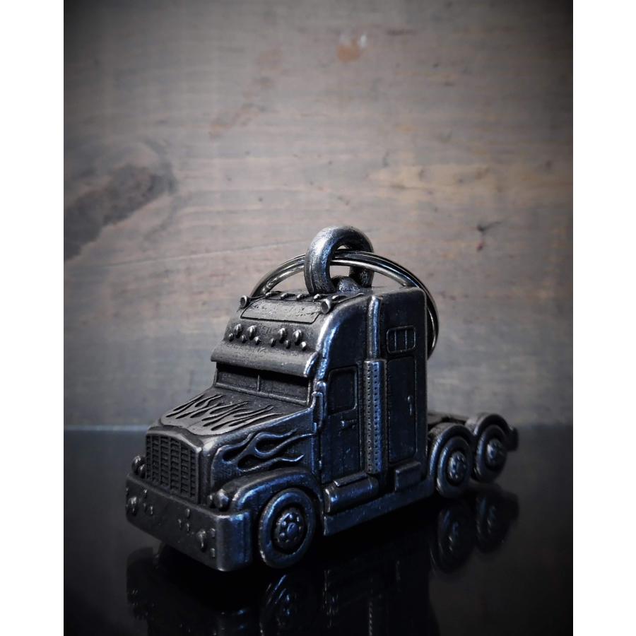 【並行輸入品】セミトラック オートバイ バイカーベル アクセサリー または幸運のためのキーチェーン Bravo Bells Semi Truck_9