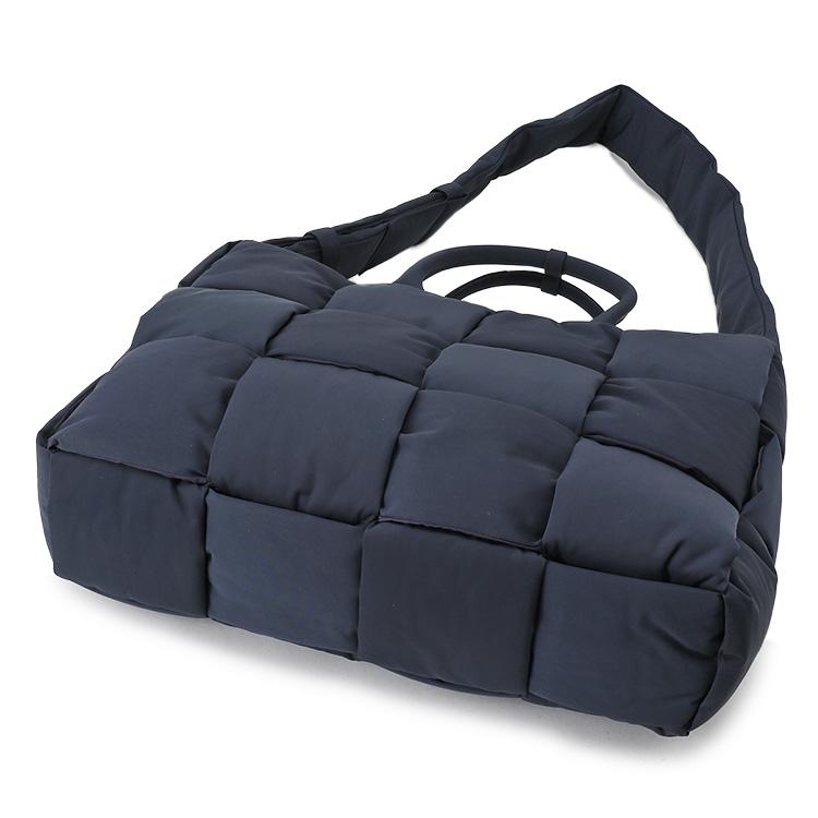 BOTTEGA VENETA ボッテガ ヴェネタ ラージ アルコ パデッド BOTTEGA VENETA ボッテガ ヴェネタ ラージ アルコ パデッド