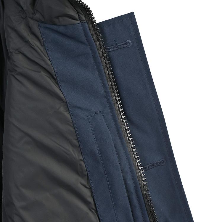 CANADA GOOSE（カナダグース） ダウンジャケット シャトーパーカ