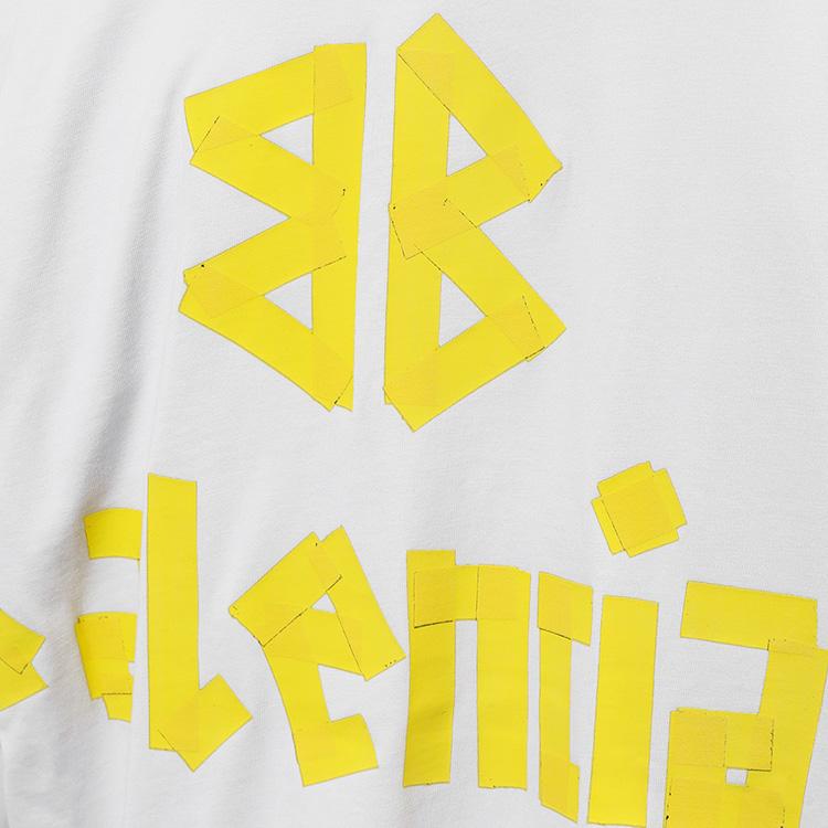 BALENCIAGA バレンシアガ Tape Type Tシャツ ミディアムフィット BALENCIAGA バレンシアガ Tape Type Tシャツ ミディアムフィット