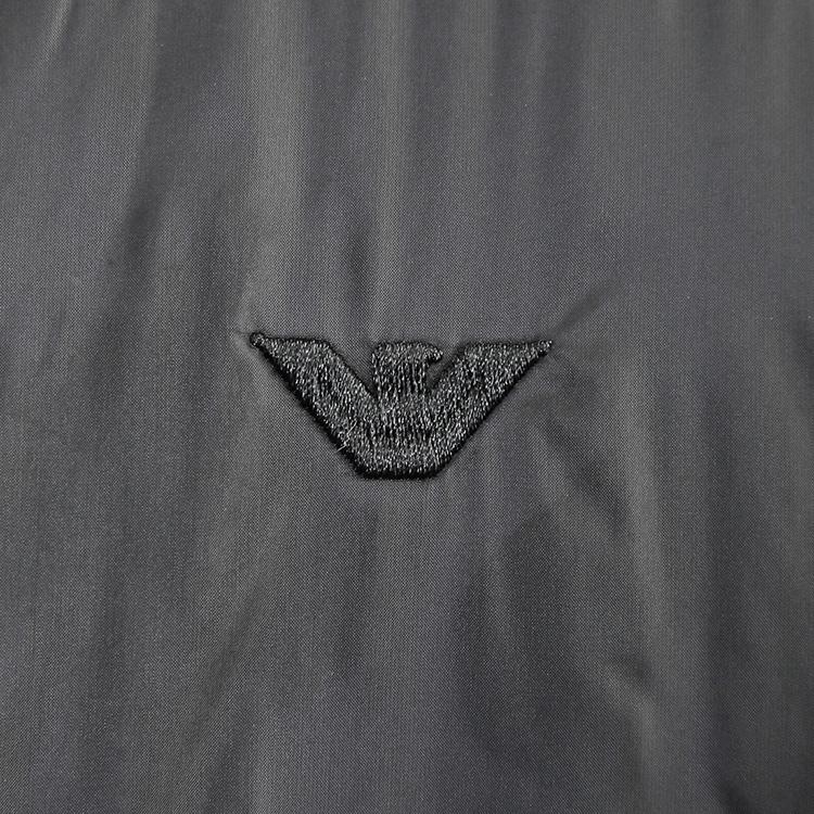 アルマーニ EMPORIO ARMANI リバーシブル ダウンジャケット 無地 × 総柄 ナイロンジャカード 6R1B65-1NVSZ-F091 ブラックの画像