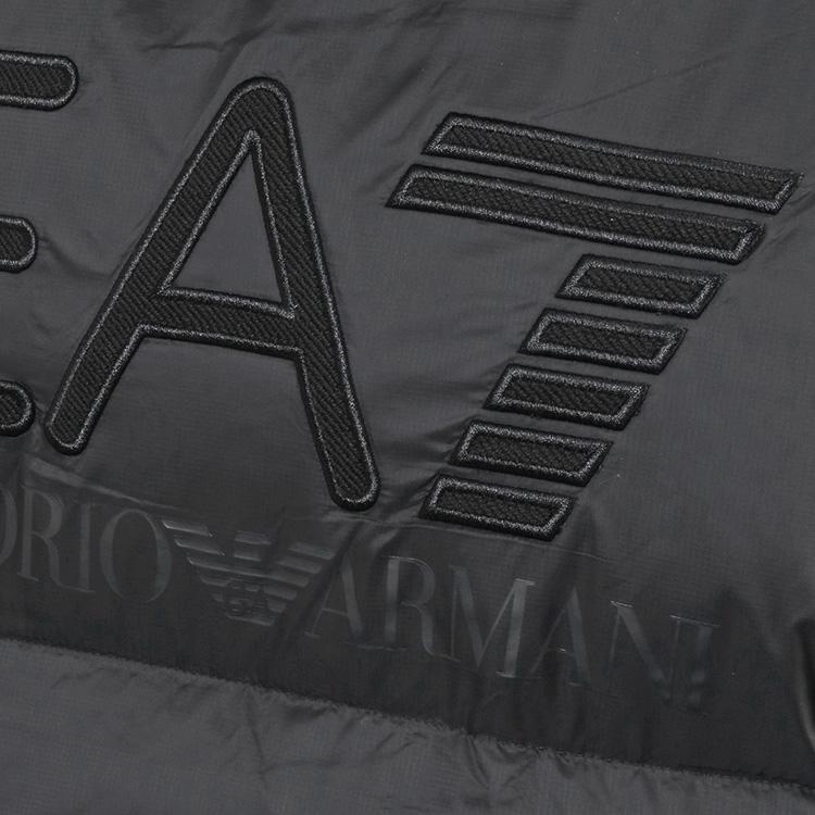 EMPORIO ARMANI EA7 同色ロゴ パデッドジャケット 7M000694-AF15956-UC001の画像