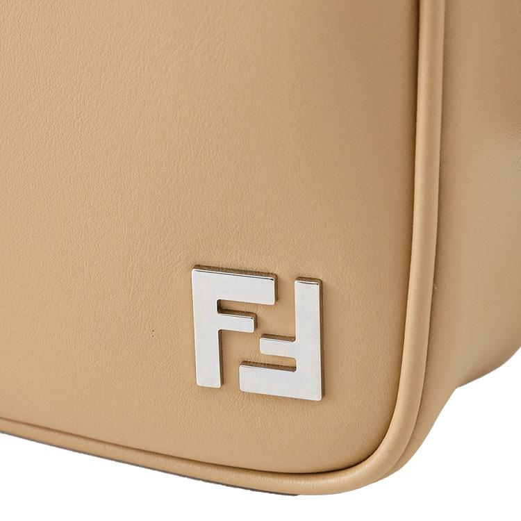 フェンディ FENDI スクエアFF カメラケース 7M0286-AV83-F19VEの画像