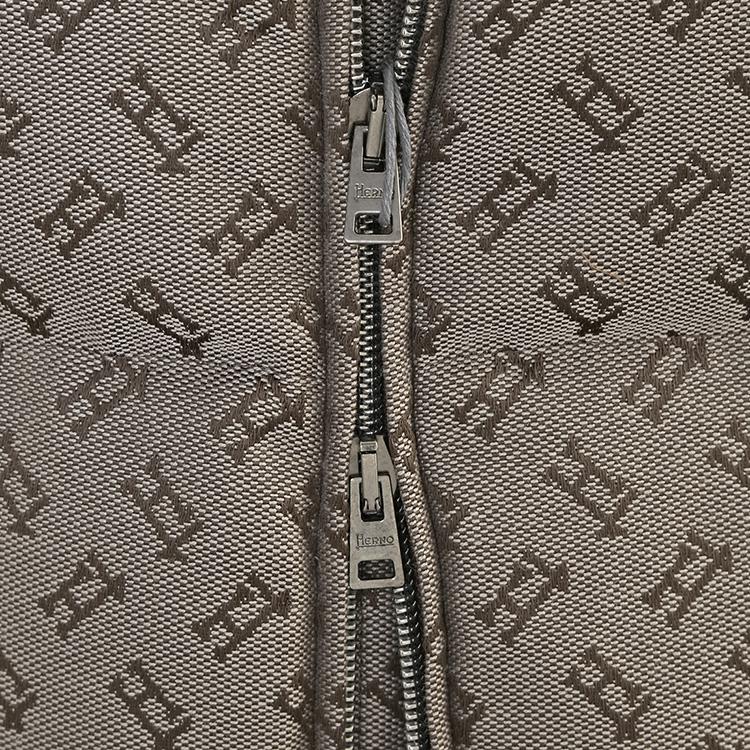 ヘルノ HERNO 総柄 モノグラム ダウン ベスト PI001200U-12605W-8600 FANGO ファンゴの画像