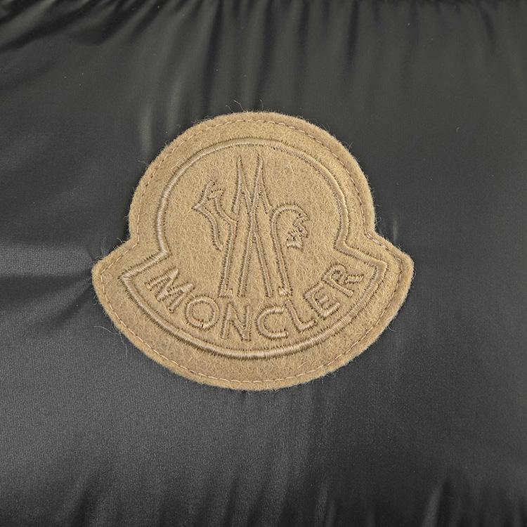 MONCLER ダウンベスト Sumido 1A001-89-595GJ SUMIDO-995 ブラック ブルーの画像