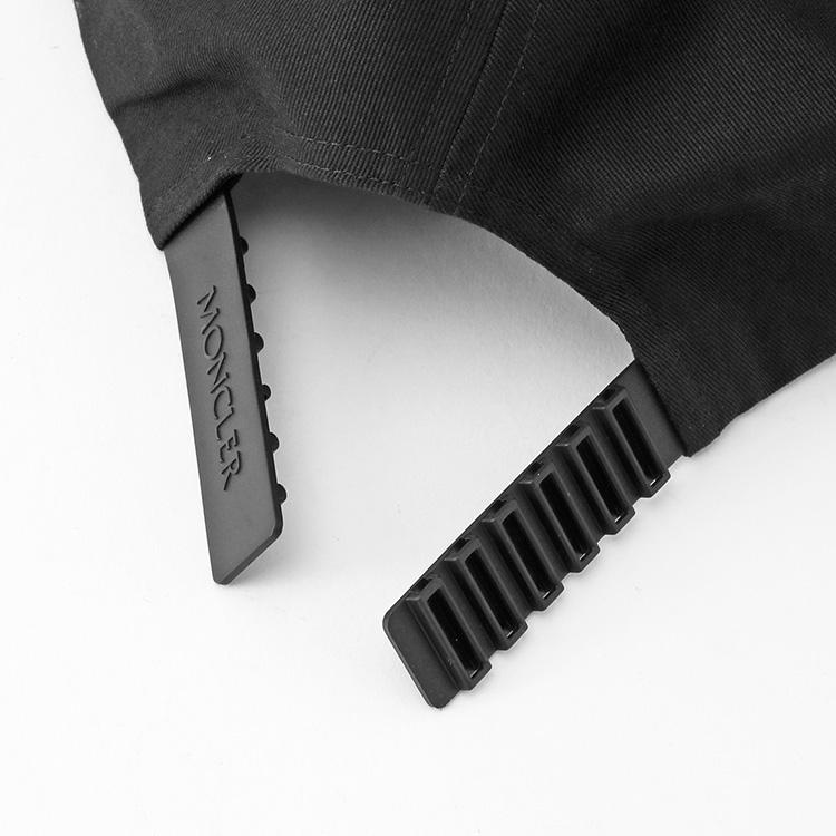 モンクレール MONCLER ベースボールキャップ Matt Black 3B000-08-0U082-999 メンズ ブラック ロゴの画像