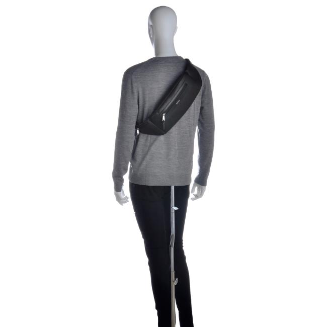 FURLA ブラック ボディバッグ・ウエストポーチ FURLA（フルラ）の「FURLA MAN TECHNICAL SLIM BELT BAG（ボディ