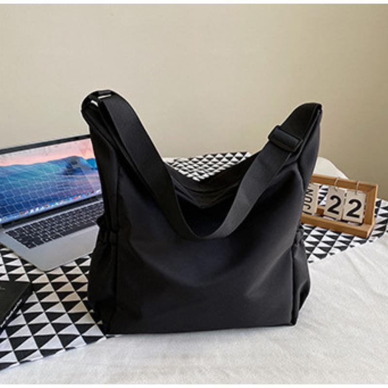 ショルダーバッグ 大きめ ファスナー レディース メンズ 軽い 斜め掛け 肩掛け | ブランド登録なし | 15