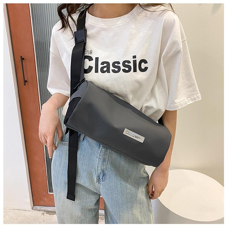 ショルダーバッグ 大きめ ファスナー レディース メンズ スポーツ レジャー 円筒 斜め掛け 軽量 10代 20代 30代 40代 | ブランド登録なし | 10