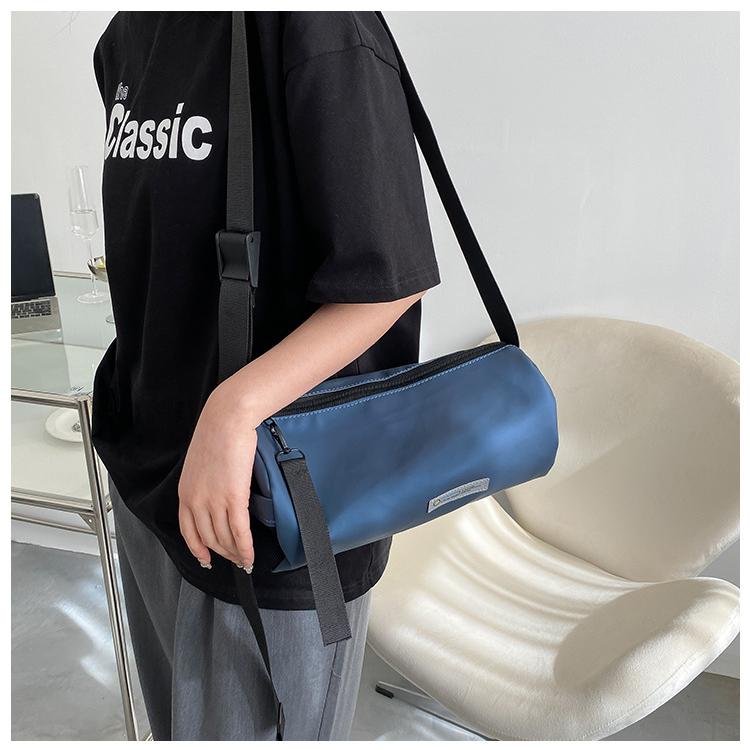 ショルダーバッグ 大きめ ファスナー レディース メンズ スポーツ レジャー 円筒 斜め掛け 軽量 10代 20代 30代 40代 | ブランド登録なし | 02