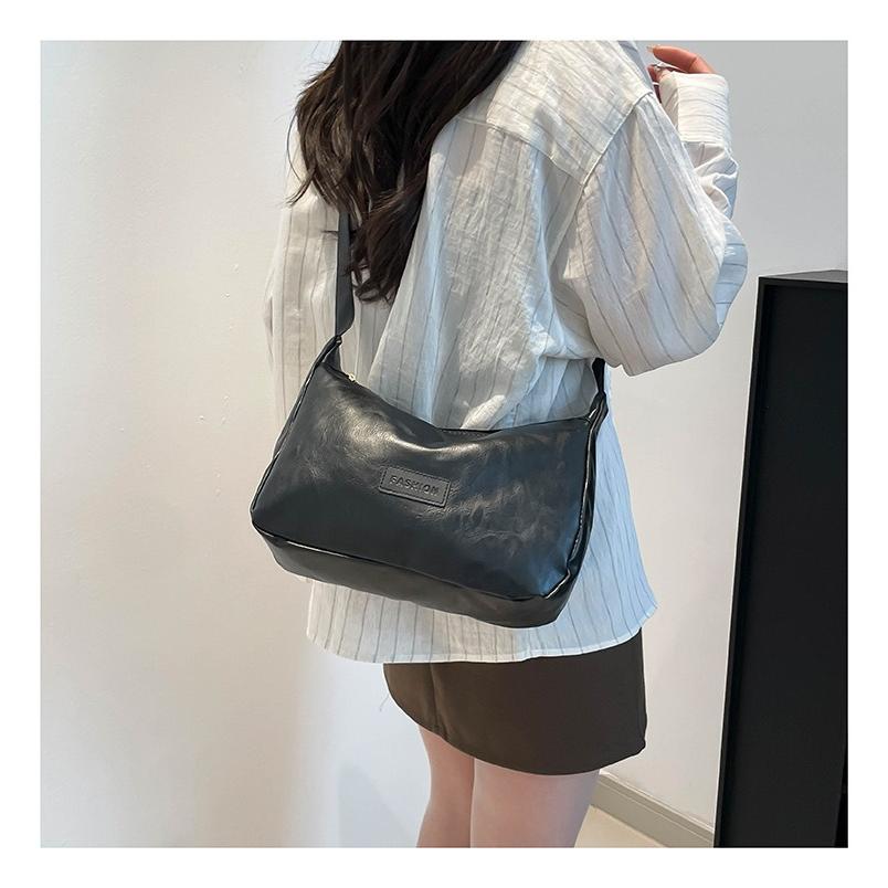 ショルダーバッグ レディース 軽い レザー 軽量 メンズ ファスナー付き かばん カジュアル 人気 カバン 鞄 | ブランド登録なし | 16