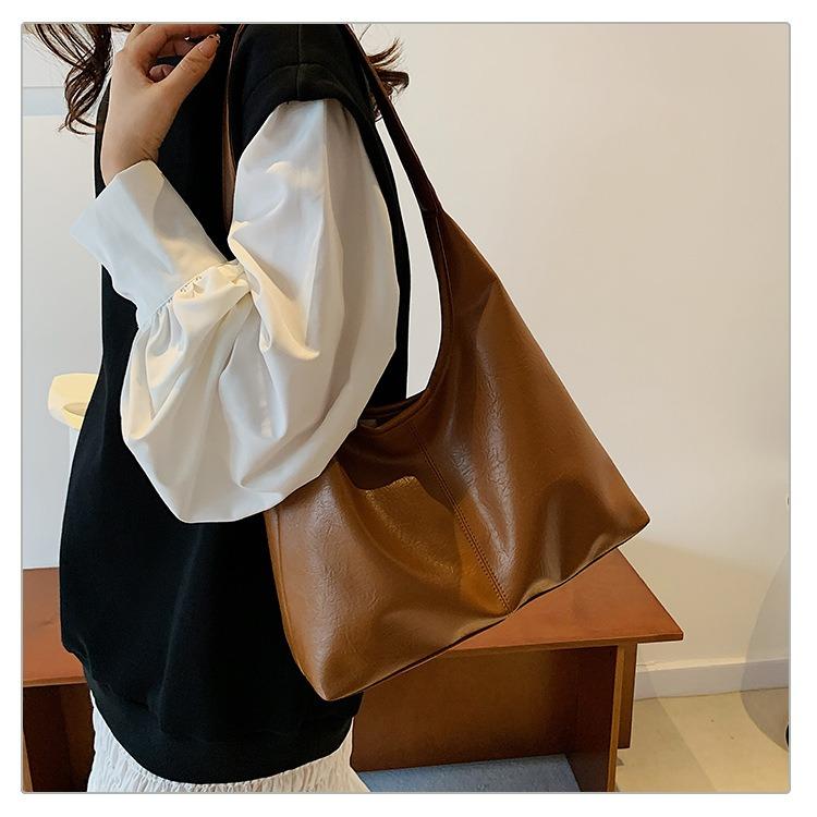 ショルダーバッグ レディース 軽い 化粧ポーチ付き トートバッグ レザー シンプル 手提げ かばん 通勤 通学 鞄 | ブランド登録なし | 05