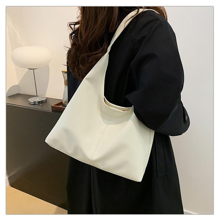 ショルダーバッグ レディース 軽い 化粧ポーチ付き トートバッグ レザー シンプル 手提げ かばん 通勤 通学 鞄 | ブランド登録なし | 02