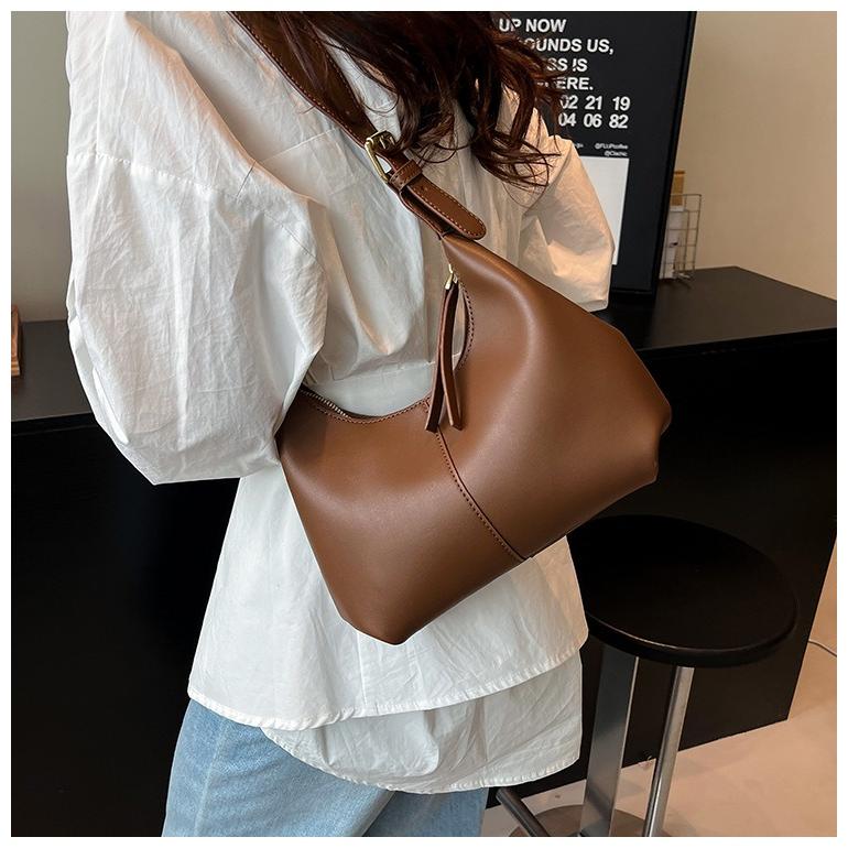 ショルダーバッグ レディース 軽い 斜めがけ レザー 軽量 大きめ 小さめ 通勤 通学 鞄 カバン 革 人気 おしゃれ 20代 30代 40代 50代 | ブランド登録なし | 03