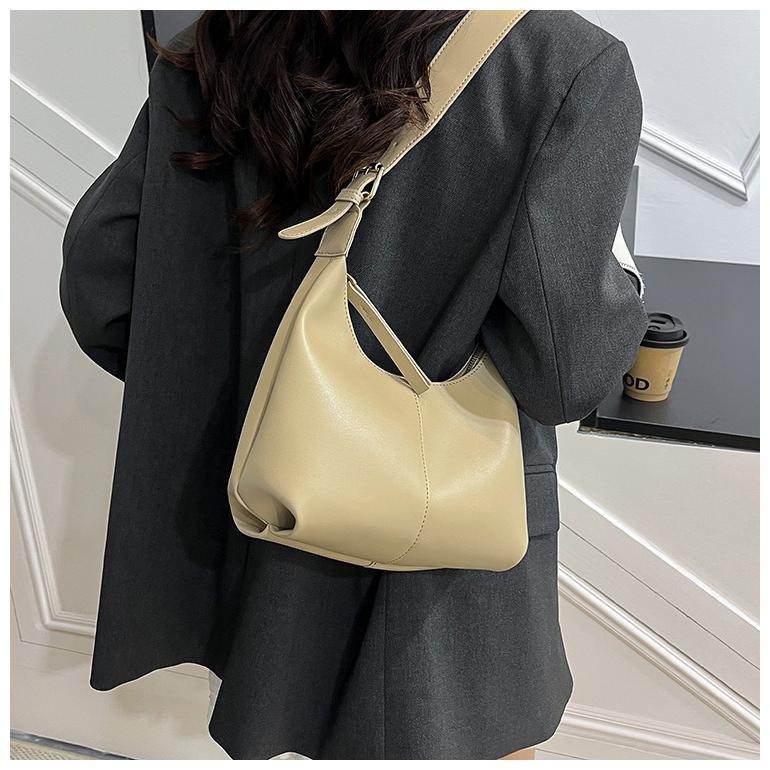 ショルダーバッグ レディース 軽い 斜めがけ レザー 軽量 大きめ 小さめ 通勤 通学 鞄 カバン 革 人気 おしゃれ 20代 30代 40代 50代 | ブランド登録なし | 04