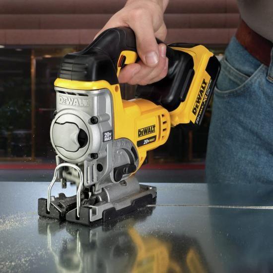 ◇DeWalt 充電式ジグソー モデル：DCS331【川崎店】 DEWALT 20V MAX ジグソー、コードレス (DCS331M1) : 輸入DIY・工具通販