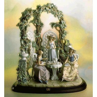 LLADRO リヤドロ テラスでお茶を 01001759 LLADRO 日本未発売 LLADRO リヤドロ テラスでお茶を 01001759 LLADRO 日本未発売