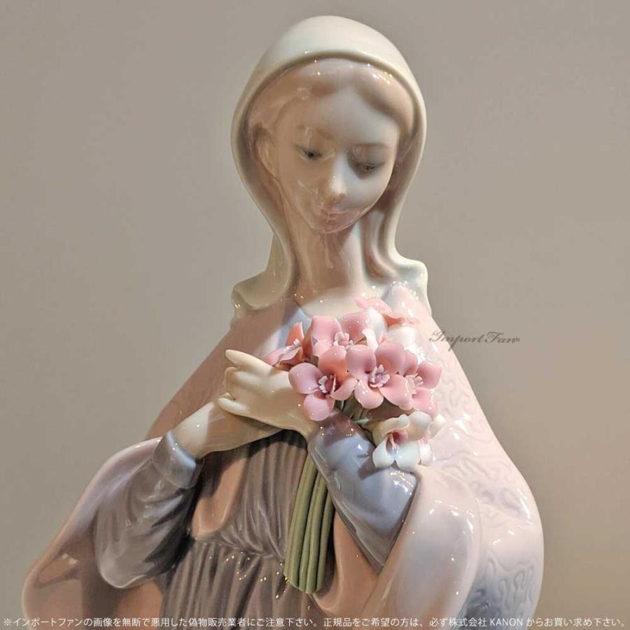 LLADRO リヤドロ 花を持つマリア 01005171 □ : インポート LLADRO リヤドロ 花を持つマリア 01005171 □ : インポート