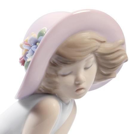 LLADRO リヤドロ「風と遊ぶマリリン」陶器人形 LLADRO リヤドロ「風と遊ぶマリリン」陶器人形 【公式通販】