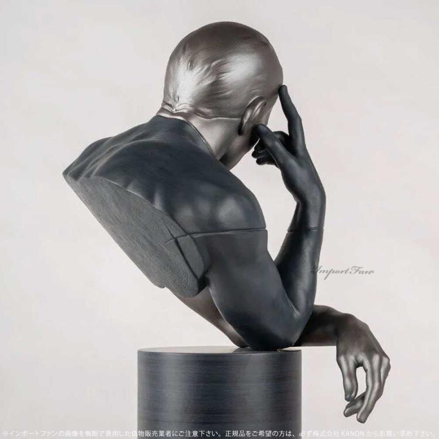 【LLADRO】 リヤドロ インネイト・キュリオシティ No18227 私のことも忘れないで | リヤドロ公式オンライン